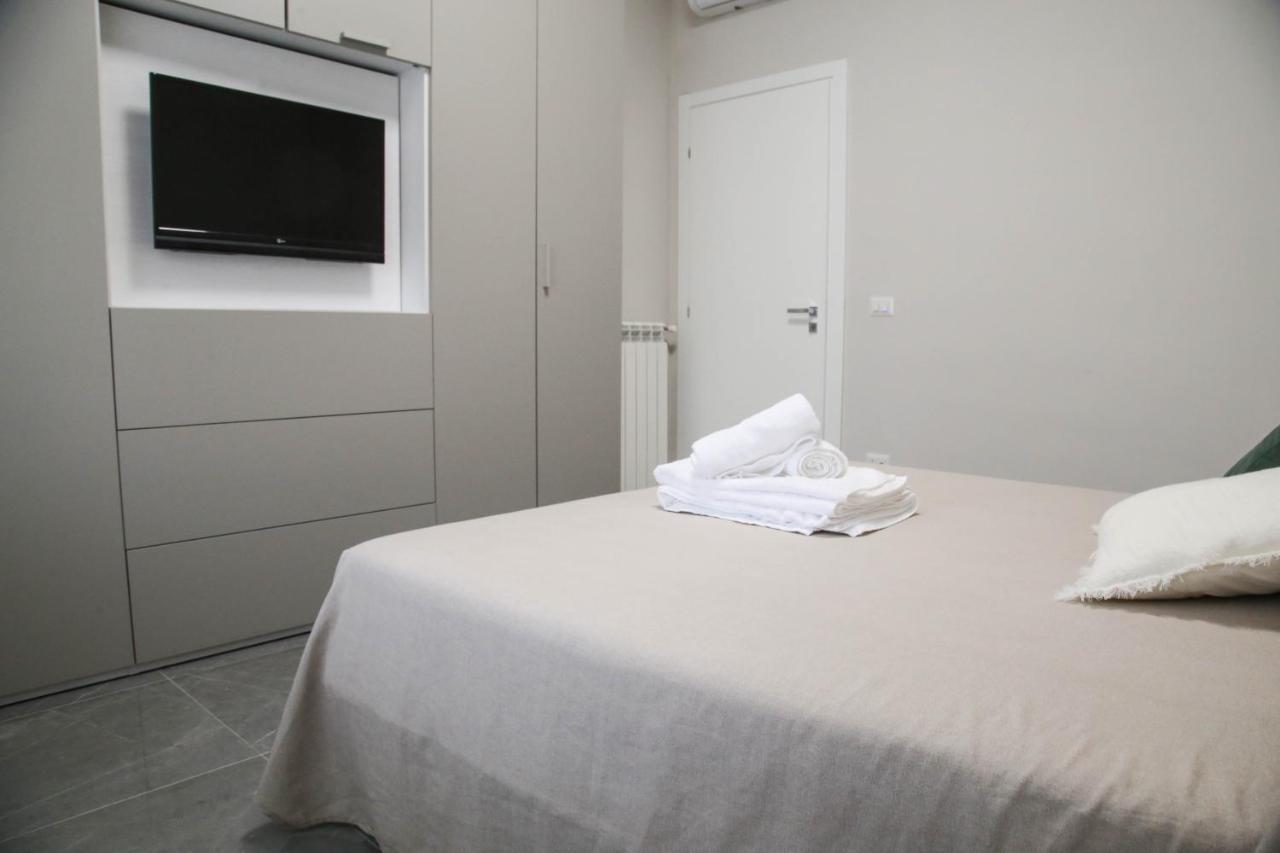 Casa Grande Apartment Crotone Bagian luar foto