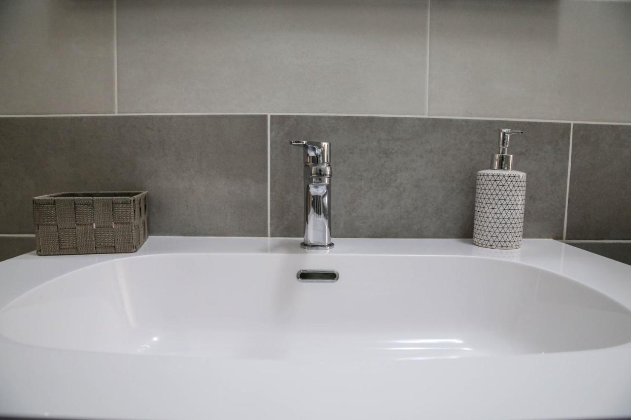 Casa Grande Apartment Crotone Bagian luar foto